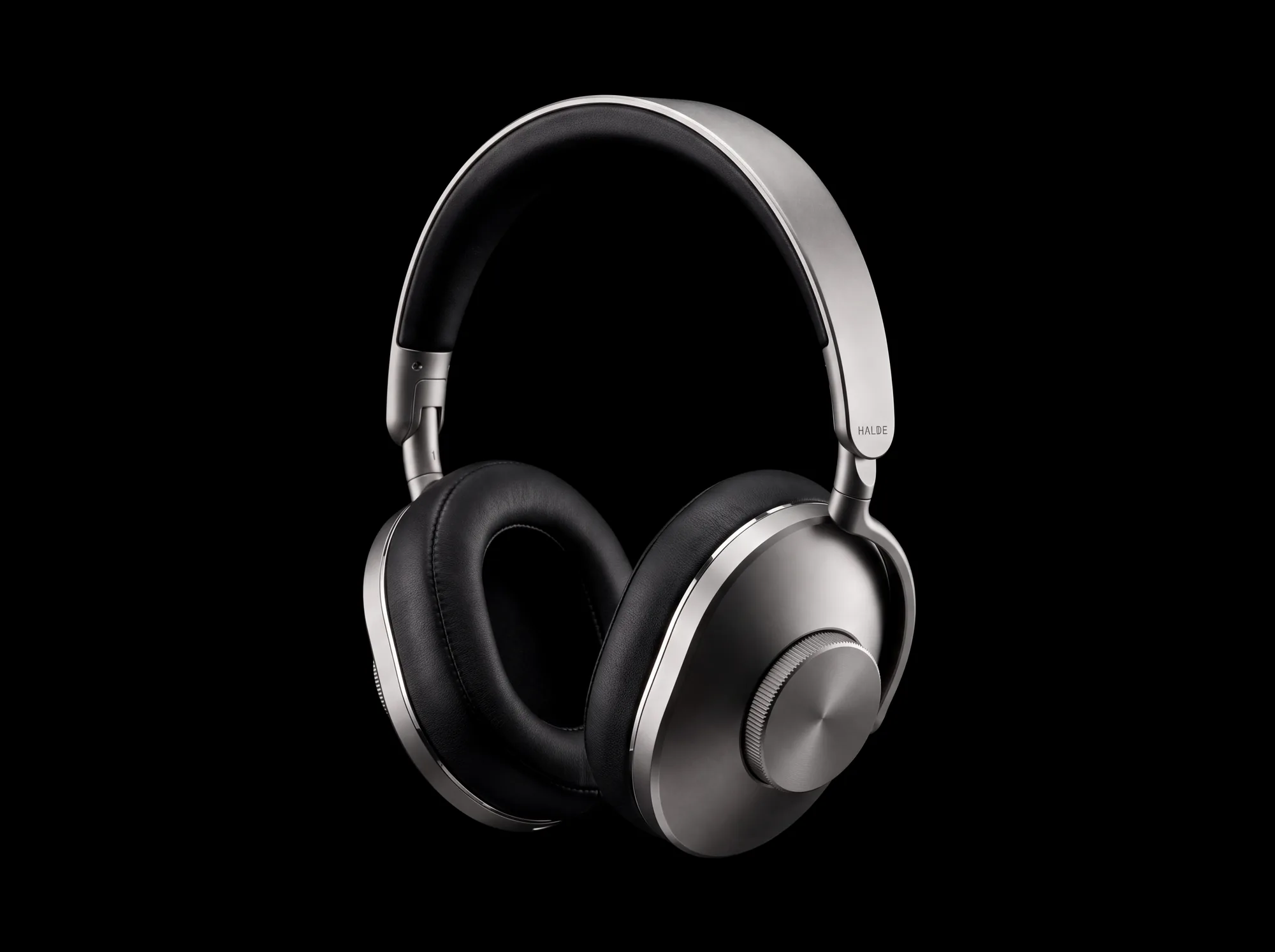 HALDE One in Titanium Natural